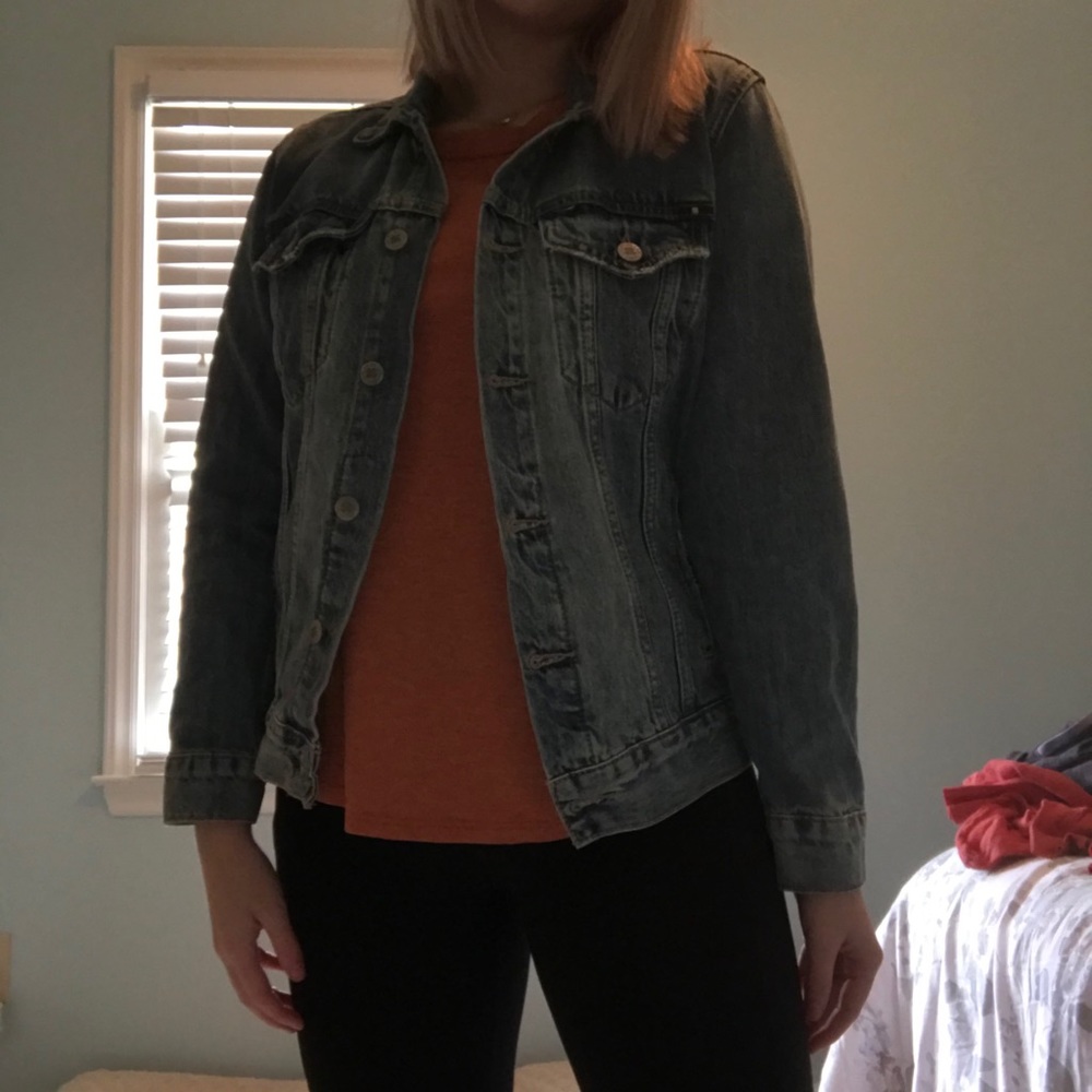 Soft orange top (xs)